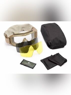 UK Brand New DELUXE Revision Wolfspider Desert Tan Goggles with 3 Lenses & Case